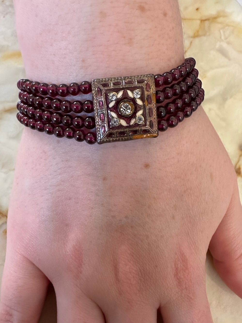 Vintage Garnet Bead Bracelet with Decorative Clasp